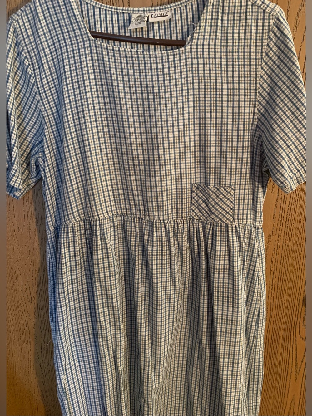 Vintage Capacity Dress, Blue and White Gingham with Side Pockets and Tied Back - Picture 4 of 7